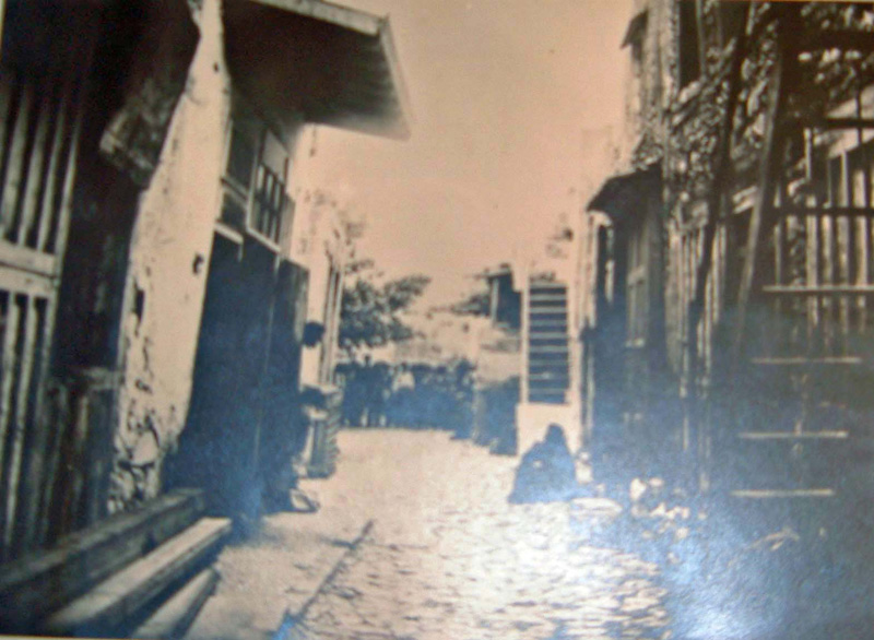 A street in the Spinalonga leprosarium