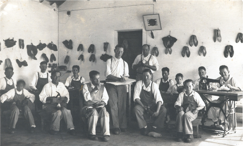 The working brigade of shoemakers. Note the mix of ages.